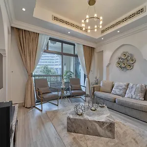 https://golden-angles-tajer-souk-albahar-downtown.sharjah-hotels.com